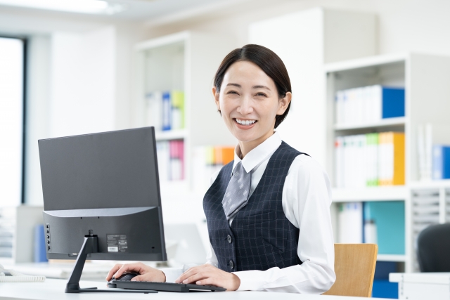No.561 【事務デビュー歓迎✨】即スタートOK！サポート業務をお任せ♬